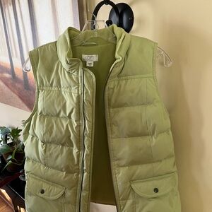 Loft Women’s Puffy Sleeveless Full Zip Vest Lime Green - Medium Petite